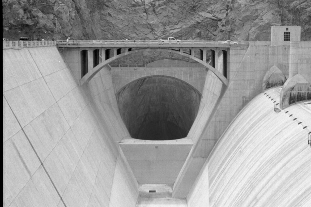 hydroelectric dam